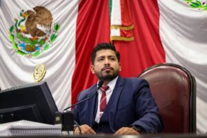 ¿LE ALCANZA EL TRABAJO LEGISLATIVO PARA BUSCAR SAN LÁZARO?